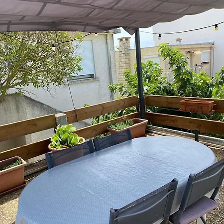Appt Avec Parking, Clim, Wifi A 50 M De La Apartment Palavas-les-Flots